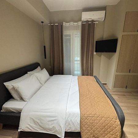 Artemis Apartments Diakopto Bagian luar foto